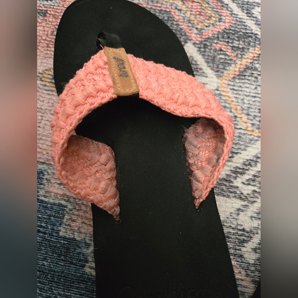 🆕 REEF | Coral Knit Flipflops, size 7 - Picture 6 of 9